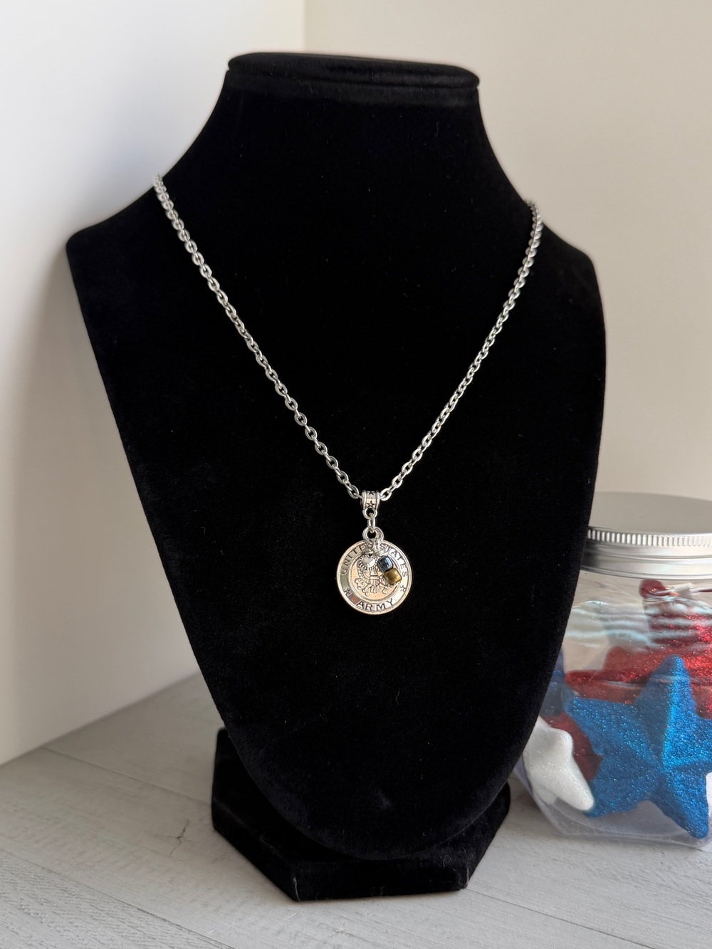 US Army Black & Gold Necklace 18-20" - Handmade, Hero Gift, US Army Jewelry - Picture 1 of 6